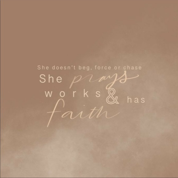 Meet your Posher - Picture 12 of 16